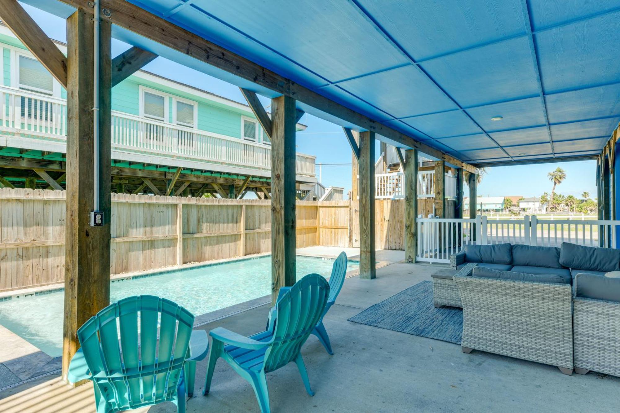 Trendy Port Aransas Home With Private Pool And Deck! Екстер'єр фото